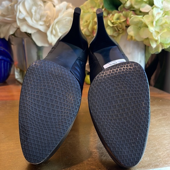 NWT! Stuart Weitzman Platform Booties / Never Worn! - Picture 13 of 14